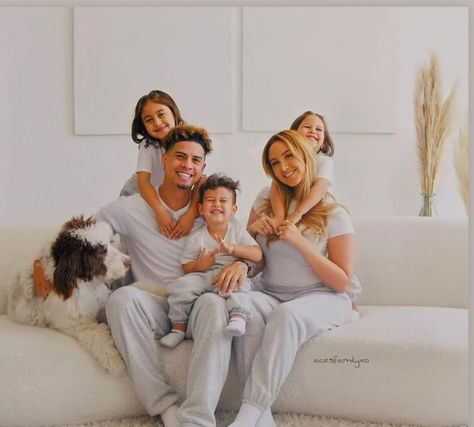 The Ace Family House, Ace Family Photoshoot, Sweats Family Photoshoot, Mixed Family Goals, The Ace Family Youtube, Ace Family Wallpaper, Mixed Family, Fam Goals, Family Wallpaper