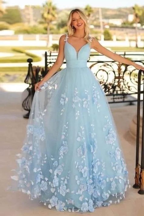 Icy Blue Prom Dress, Haljine Za Svadbu, Slay Dresses, Turquoise Prom Dress, Cinderella Prom Dress, Baby Blue Prom Dresses, Turquoise Prom Dresses, Top Prom Dresses, Blue Prom Dress