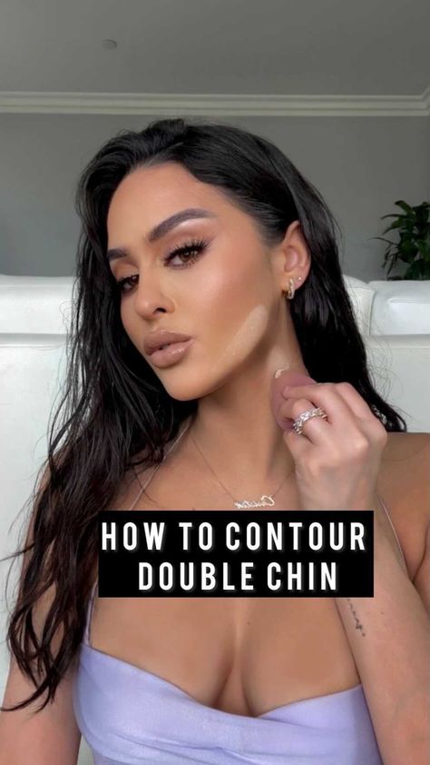 Contour Chin, Hide A Double Chin, Christen Dominique, Contour Tutorial, How To Contour, Jaw Line, Follow My Page, Make Beauty, Double Chin