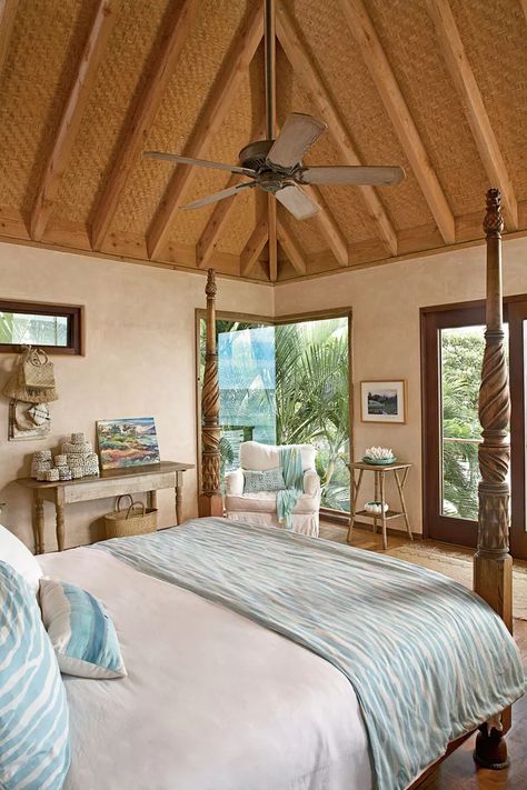 56 Island Room Ideas For Instant Relaxation Hawaii Homestead, Caribbean Bedroom, Tropical Bedroom Decor, Sea Bed, Maui Island, Bamboo Ceiling, Island Bedroom, Big Energy, Exposed Rafters