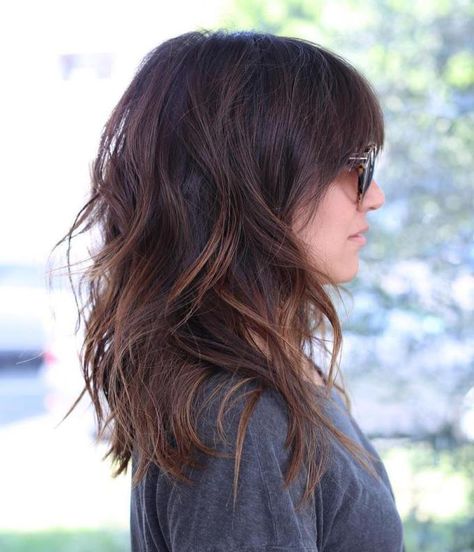 Shoulder Length Layered Hairstyle Messy Bangs, Shoulder Length Layered Hair, Haircuts For Long Hair With Layers, Cortes De Cabello, Medium Layered Hair, Long Layered Haircuts, Haircut For Thick Hair, Haircuts For Long Hair, Medium Hair Cuts