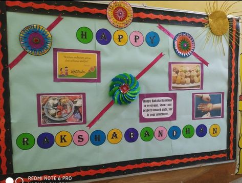 Rakhi Chart For School, Raksha Bandhan Bulletin Board Ideas, Rakshabandhan Board Decoration, Raksha Bandhan Board Decoration Ideas, Rakshabandhan Decoration, Raksha Bandhan Drawing, Diy Crafts For School, Celebration Board, Flower Crafts Kids