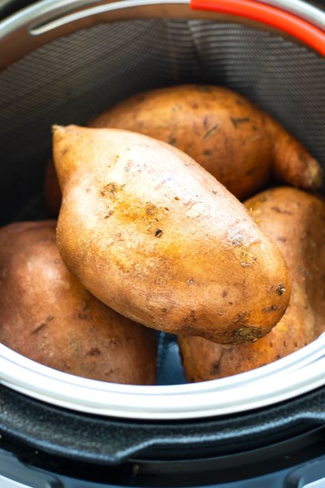 Sweet Potato in Ia pressure cooker with steamer basket. Sweet Potatoes Instant Pot, Instant Pot Sweet Potatoes, Pressure Cooker Sweet Potatoes, Potatoes Instant Pot, Potatoes In The Instant Pot, Gimme Delicious, Raw Sweet Potato, Sweet Potato Casserole Easy, Slow Cooker Sweet Potatoes