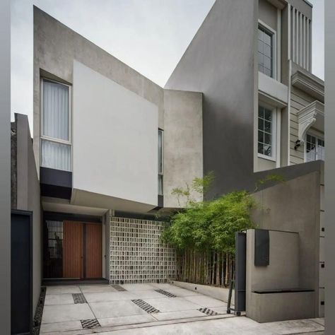 Industrial House Design Exterior Facades, Industrial House Design Exterior, Industrial Home Exterior, Industrial House Exterior, Industrial Facade, Terrace House Exterior, Modern Tropical House, Industrial Home Design, Industrial Minimalist