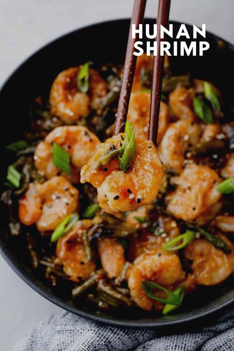 Tossed with tender veggies in a savory-sweet sauce, Hunan Shrimp is sure to be a new favorite in your dinner rotation. Hunan Shrimp, Hunan Shrimp Recipe, 30 Min Dinner, Stir Fry Ingredients, Dinner Rotation, Honey Walnut Shrimp, Takeout Food, Asian Inspired Recipes, Incredible Recipes