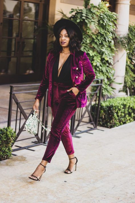 Pink Velvet Suit, Fitted Velvet Suits For Business, Winter Velvet Business Suit, Winter Velvet Single-breasted Suit, Purple Velvet Suit Women, Semi-formal Single Breasted Velvet Suit, Tailored Suit Women, Black Faux Fur Coat, Velvet Suit