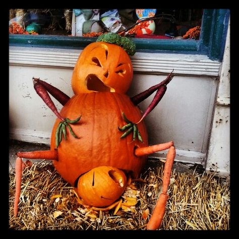 Preggo Pumpkin we made Halloween 2013 #pumpkin #pregnant #craft #easy #creative #diy #carrots #Halloween #crafts #funny #attention #getter #preggo #baby Pregnant Pumpkin Carving, Diy Carrots, Pregnant Pumpkin, Pumpkin Carve, Halloween Pumpkin Diy, Character Pumpkins, Pumkin Carving, Pumpkin Diy, Makeup Scary