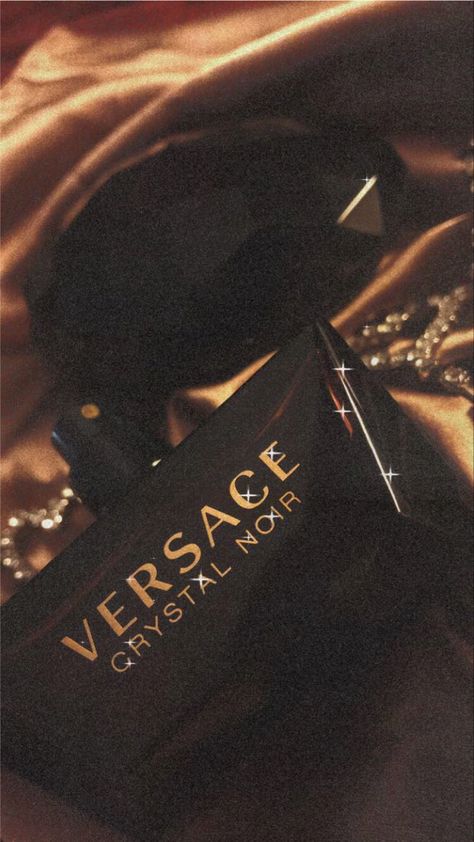 Crystal Noir Versace Aesthetic, Versace Aesthetic Perfume, Versace Noir Perfume, Versace Astethic, Versace Crystal Noir Aesthetic, Versace Perfume Aesthetic, Versace Aesthetic Outfits, Femme Fatale Perfume, Versace Wallpaper Aesthetic