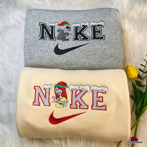 Christmas Nike, Jack Skellington And Sally, Nike Embroidery, Stranger Things Merchandise, Marvel Merchandise, Harry Potter Merchandise, Mickey Christmas, Star Wars Merchandise, Snoopy Christmas