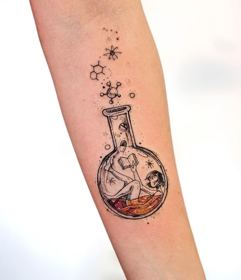 Pharmacist Tattoo Chemistry Tattoo, Famous Tattoo Artists, Bottle Tattoo, Disney Tattoo, Diy Tattoo, Awesome Tattoos, Hand Tattoo, Tattoos And Body Art, Skin Art