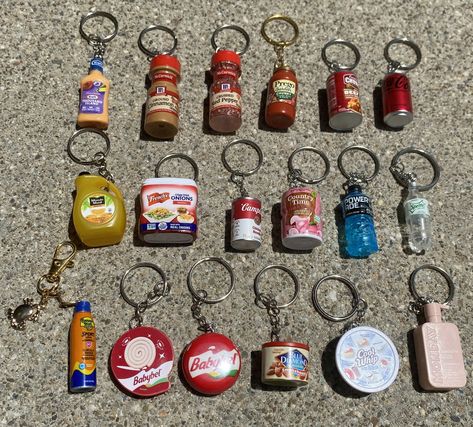 Mini Brands Mini Food Keychain The keychain is approximately 3 inches long. It is plastic on a metal chain and key ring. Buyer will recieve one keychain. Food Keychains, Food Keychain, Cool Keychains, Mini Brands, Organize Craft Supplies, Serena Van Der Woodsen, Unique Keychains, Mini Box, Crochet Food