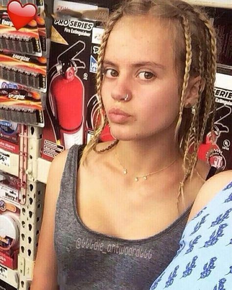 Sixteen Jones :: She is the daughter of Yolandi Visser and Ninja Jones - collectively known as Die Antwoord Die Antwoord Daughter, English Celebrities, Sixteen Jones, Yolandi Visser, Die Antwoord, Iconic Movie Posters, Face Hair, Iconic Movies, Girl Gang