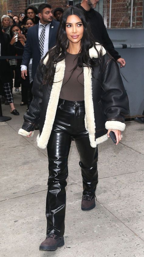 10 Celebrity-Approved Ways to Style the Most Important Winter Basics Kim K Winter Outfits, Kardashian Winter Style, Y2k Tattoo Ideas Small, Art Style Y2k, Y2k Username Ideas, Celebrity Winter Outfits, Y2k Usernames, Y2k Aesthetic Pfp, Winter Season Outfits