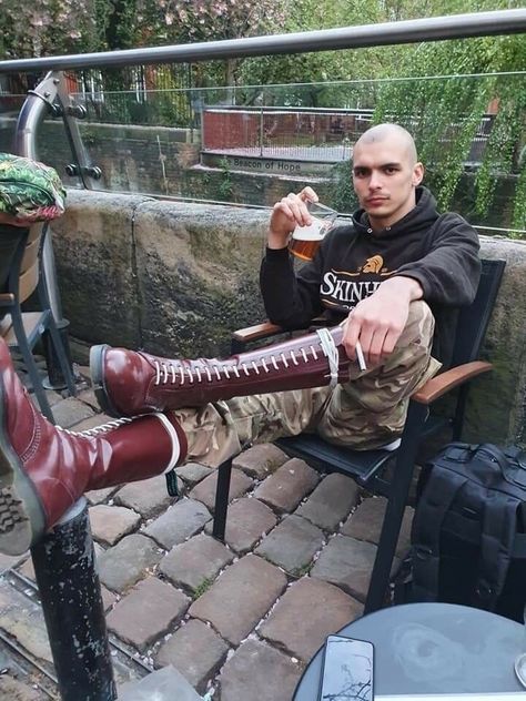 Mens Tall Boots, Skinhead Boots, Skinhead Fashion, Doc Marten Boot, Boys Boots, Leather Outfit, 80s Fashion, Hunter Boots, Lace Boots