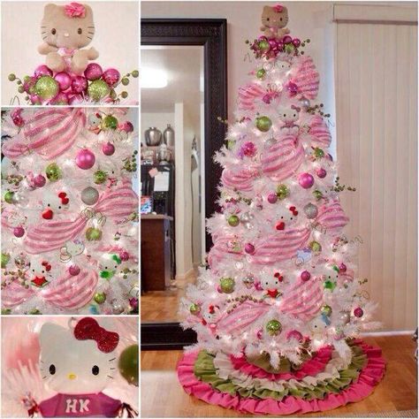 Hello Kitty Christmas Tree...these are the BEST Holiday Tree Ideas! Decoracion Hello Kitty, Pink Christmas Tree Decorations, Hello Kitty Christmas Tree, Christmas Trees For Kids, Kitty Christmas, Charmmy Kitty, Creative Christmas Trees, Hello Kitty Christmas, Puppy Chow