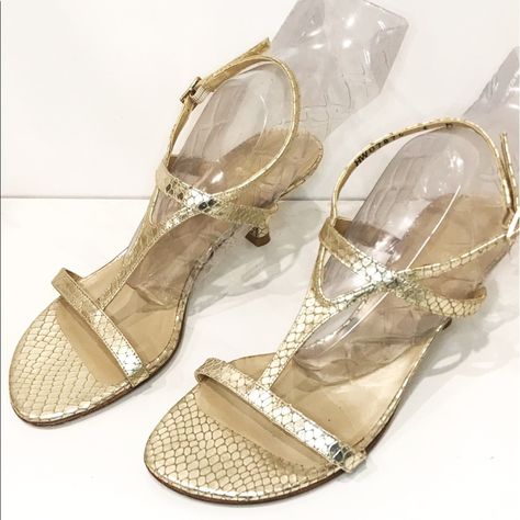 Stuart Weitzman Midtanga Bali Snake Heeled Sandals In Champagne. Size 6. Preloved With Wear To Bottoms, Peeling On Inner Strap Near Buckle & Small Glue Stains. Add A Touch Of Glitz And Glamour To Your Closet With These Wrapped Heels. The Low Heeled Strappy Sandals Feature An Embossed Snakeskin Pattern In Metallic Gold & Buckle Closure. Tags: Kitten Heel, Metallic, Bling, Cocktail, Evening, Party Snake Heels, Glitz And Glamour, Snakeskin Pattern, Kitten Heel Sandals, Heel Sandal, Stuart Weitzman Shoes, Champagne Gold, Kitten Heel, Heeled Sandals