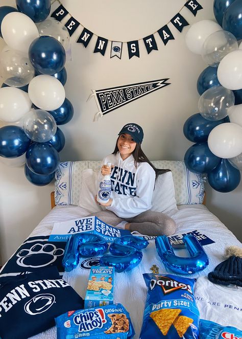 #collegebedroomdecor #pennstate Pen State Aesthetic, Pen State University, Bed Parties College, Collage Acceptance Pictures, Penn State Party Ideas, Penn State Bed Party, Decision Day College Pictures, College Reveal Picture, College Decision Pictures