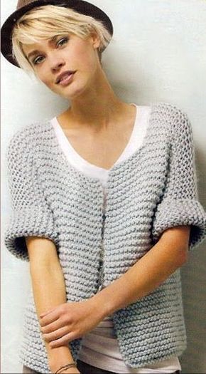 Knit Cardigan Pattern, Basic Cardigan, Beginner Knitting Projects, Cardigan Pattern, Garter Stitch, Knit Or Crochet, Easy Knitting, Loom Knitting, Knitting Stitches