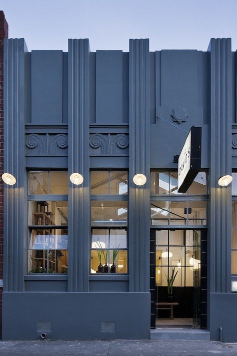 Restaurant and bar - painted grey exterior. Art Deco Exterior, Restaurant Facade, Arte Art Deco, Architecture Art Nouveau, Exterior Signage, Streamline Moderne, Art Deco Buildings, Interesting Buildings, Shop Fronts