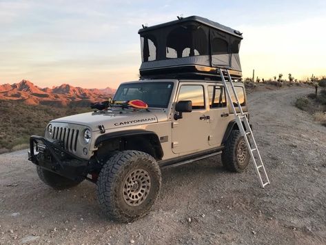 Tent On Top Of Jeep, Jeep Wrangler Tent Camping, Jeep Wrangler Roof Top Tent, Jeep Wrangler Tent, Jeep Wrangler Overland Build, Jeep Living, Jeep 2022, Wrangler Camper, Wrangler Camping