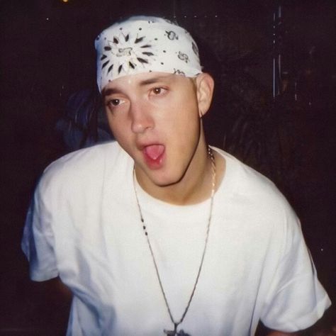 Eminem Poster, Marshall Eminem, Eminem Funny, The Slim Shady, The Eminem Show, Eminem Quotes, Eminem Photos, Eminem Rap, Eminem Slim Shady