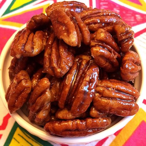 Honey Candied Pecans – Healthy Clean Eating Recipe With No Added Sugar! – Melanie Cooks Pecan Recipes Healthy, Recipe With Honey, Candied Pecans Recipe, Greek Recipes Authentic, Glazed Pecans, Honey Candy, Roasted Pecans, Healthy Food Recipes Clean Eating, Nut Recipes