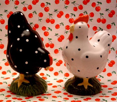 Chicken Salt and Pepper Shakers | allsorts Chicken Salt And Pepper Shakers, Clay Salt And Pepper Shakers, Chicken Salt, Vintage Chicken, Chicken Art, Clay Art Projects, Dry Clay, Salt And Pepper Shakers, Air Dry Clay