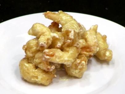 Wasabi Tempura Shrimp Wasabi Shrimp Recipe, Shrimp Tempura Recipe, Robert Irvine Recipes, Wasabi Recipes, Tempura Shrimp, Tempura Recipe, Dessert Chef, Robert Irvine, Tempura Batter