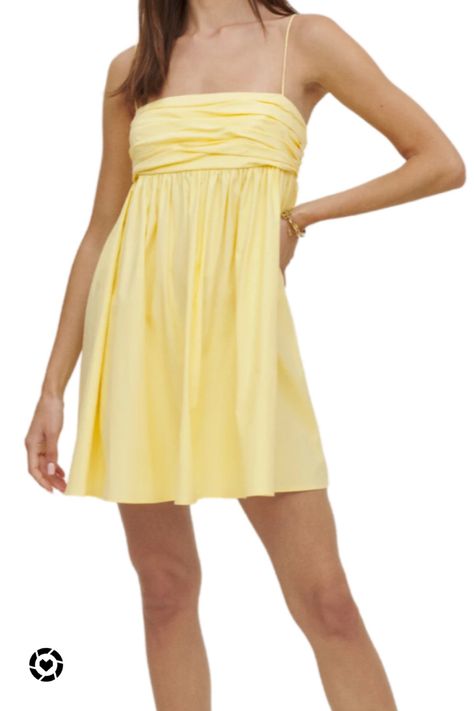 Pastel Yellow Dresses, Descendants Genderbend, Cute Dresses For Dances, Light Yellow Dress, Light Yellow Dresses, Short Yellow Dress, Graduation Dress College, Hoco Inspo, Summer Cocktail Dress