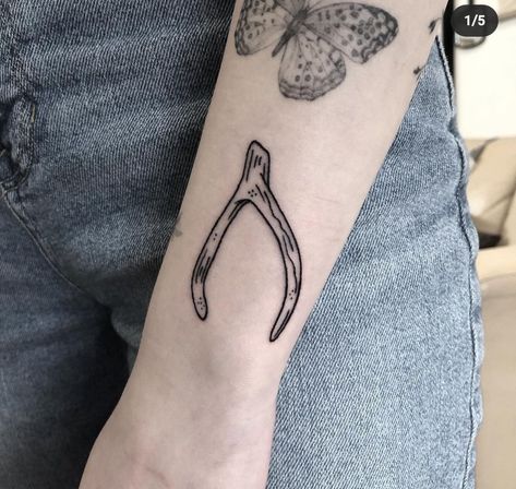 American Traditional Wishbone Tattoo, Traditional Wishbone Tattoo, Wishbone Tattoo, Moth Tattoo, Body Adornment, American Traditional Tattoo, Beautiful Body, American Traditional, Skin Art