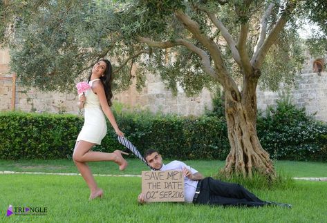 Funny Prenup Photoshoot Ideas, Pre Wedding Shoot Ideas Funny, Wedding Photoshoot Background, Save The Date Ideas Photoshoot, Funny Pre Wedding Photoshoot, Pre Wedding Photoshoot Ideas, Brother Wedding, Wedding Photoshoot Ideas, Prenup Ideas