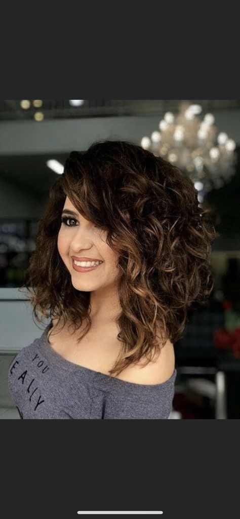 Inverted Bob Naturally Curly Hair, Long Curly Inverted Bob Hairstyles, Long Inverted Bob With Layers Curly Hair, Curly Inverted Bob Hairstyles Medium, Naturally Curly Lob, Lob Haircut Curly Hair, Curly Lob Haircut Naturally, Long Hair Styles With Layers, Curly Hair Long Bob