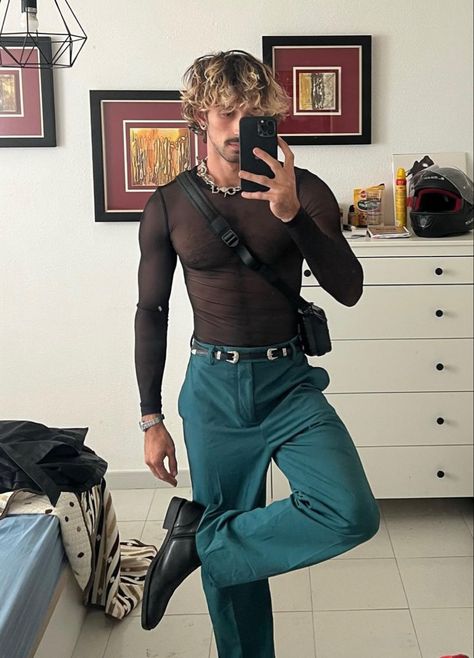 Revealing Men Outfit, Mens Concert Outfit Aesthetic, Bodysuit Men Fashion, Rave Men Outfits, Queer Mens Fashion, Gay Men Outfits, Euphoria Outfits Men, Gay Men Fashion, Male Rave Outfits