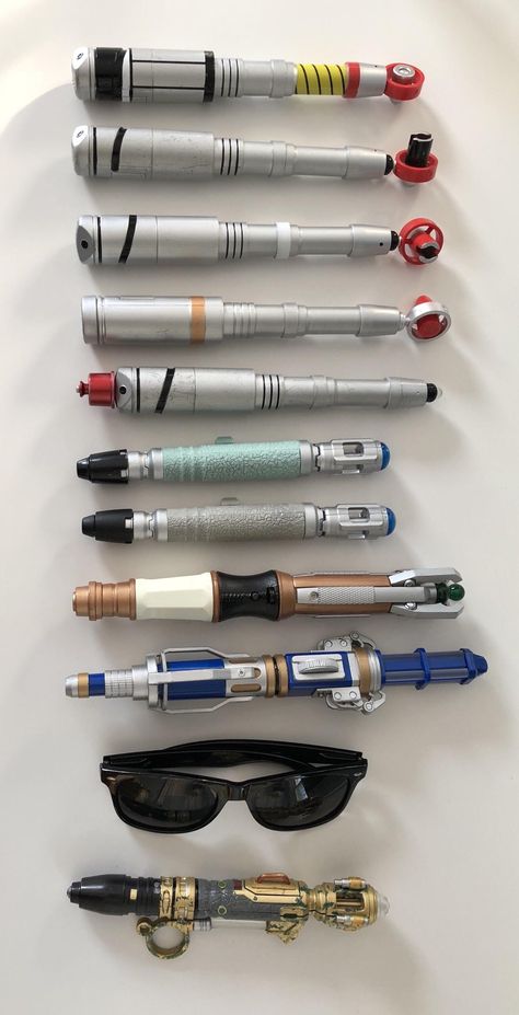 Doctor Who Merch, Doctor Who Screwdriver, Doctor Who Sonic Screwdriver, Doctor Who Craft, Doctor Who Crafts, Sarah Jane Smith, Doctor Who Memes, Doctor Who Companions, Sonic Screwdriver