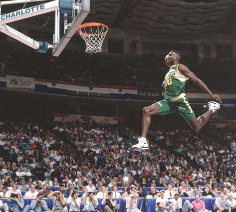 Rare Photos of Shawn Kemp | Sports Illustrated Nike Photography, Best Dunks, Shawn Kemp, Basket Nba, Happy Model, Seattle Sports, Pro Athletes, Nba Legends, Nature Summer