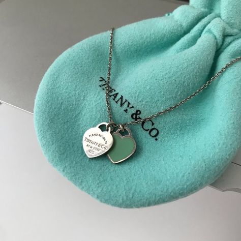 Tiffany Blue Double Heart Tag Pendant Necklace Collar Tiffany & Co, Heart Tag, Tiffany Co Jewelry, Double Heart, Tiffany Blue, Tiffany & Co., Pendant Necklace, Tags, Pendant