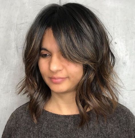 Shag Haircut For Round, Chubby Faces Curtain Bangs Round Face, Bangs Round Face, Face Hairstyles, Chubby Face Haircuts, Chubby Face, Hairstyle For Chubby Face, Thick Wavy Hair, Bangs For Round Face, Honey Blonde Hair