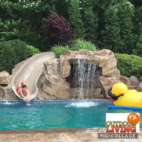 Pool Slide Diy, Pool Grotto, Grotto Pool, Swimming Pool Slides, Mini Swimming Pool, Swimming Pool Waterfall, Faux Rock, Pools Backyard Inground, Big Pools