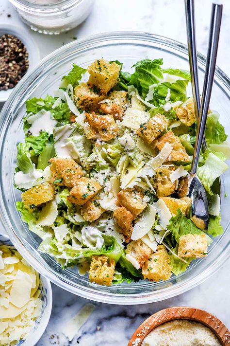 This Caesar salad recipe with homemade garlic croutons and a creamy Caesar dressing (with or without anchovies) makes an easy main or favorite side salad. Cesar Salad Dressing Recipe, Easy Caesar Salad Dressing, Caesar Salad Dressing Recipe, Chicken Caesar Salad Recipe, Homemade Caesar Salad Dressing, Garlic Croutons, Salads For A Crowd, Classic Caesar Salad, Salad Dressing Recipe