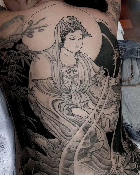 We’re beyond excited to have @satsuki.inks as a Guest Artist from August 16th - 25! She will be posting a flash sheet soon so be on the lookout 👀 Book with her directly via the link in her bio @satsuki.inks Japanese Dragons, Back Piece Tattoo, Full Back Tattoos, Quan Yin, Human Canvas, Japanese Dragon, Tattoo Black, Japanese Tattoo, San Francisco Bay Area