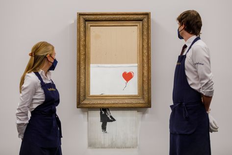 Banksy’s Self-Destructing Painting Sells for Record-Breaking $25.3 M – ARTnews.com Banksy Artwork, Banksy Paintings, Street Art Utopia, Its A Girl Balloons, Jeff Koons, Famous Artwork, Instant Art, British Artist, Street Artists