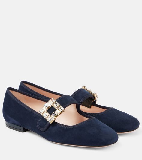 Très Vivier suede ballet flats in blue - Roger Vivier | Mytheresa Roger Vivier Flats, Baby Ballet, Roger Vivier Shoes, Navy Blue Shoes, Gold Ballet Flats, Patent Leather Ballet Flats, Suede Ballet Flats, Black Ballet Flats, Blue Flats