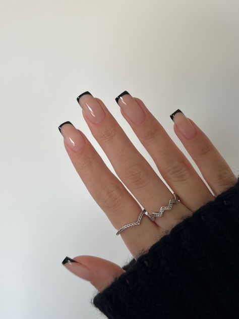 Midi Nails, Transparent Black Nails, Nail Inspo Basic, French Black Nails, French Nails Black, Fake Gel Nails, Black French Manicure, Black French Nails, Hello Nails