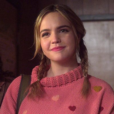 Bailee Madison Icons, Imogen Adams, Teenagers Scare The Living, Strange Magic, Bailee Madison, Cool Face, Horror Show, Girl Next Door, Disco Ball