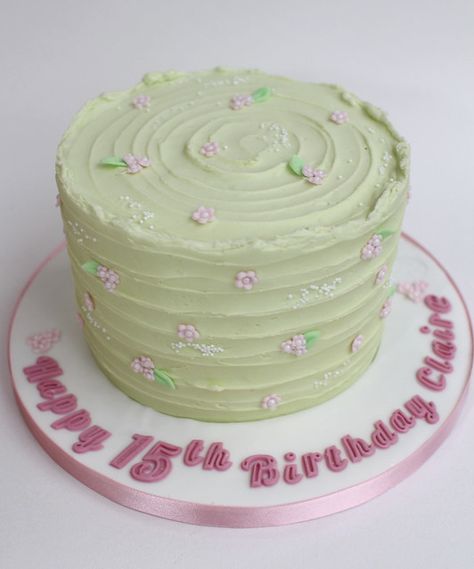 pink & green floral cake | A simple textured buttercream cak… | Flickr Easy Sweet 16 Birthday Cakes Simple, Pink And Green Birthday Theme, Pink And Green Cake Ideas, Pink And Green Cakes, Simple Green Cake, Green And Purple Cake, Pink And Green Birthday Cake, Pink Green Cake, Light Green Cake