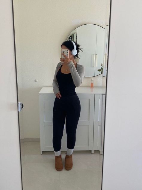 Fabulous Outfits For Women, Black Jumpsuit Jean Jacket Outfit, Winter Valentines Day Outfit Night Dates, Lounge Work Outfit, Outfit Ideas For Gym School, Girly Rainy Day Outfit, Gym Jumpsuit Outfit, Simple Black Outfits Casual, Selling Clothes Online Photos Aesthetic