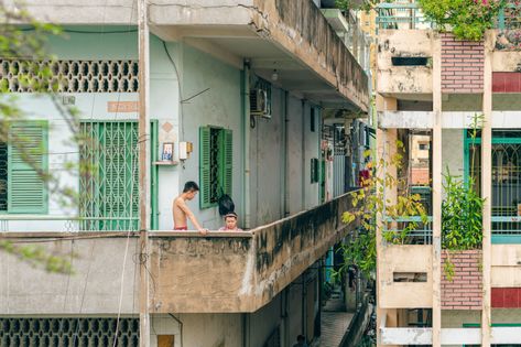 Modernist Architecture, Photo Composition, Building Exterior, Big Project, Old Building, Vietnam Travel, The Neighborhood, Crows, Urban Landscape