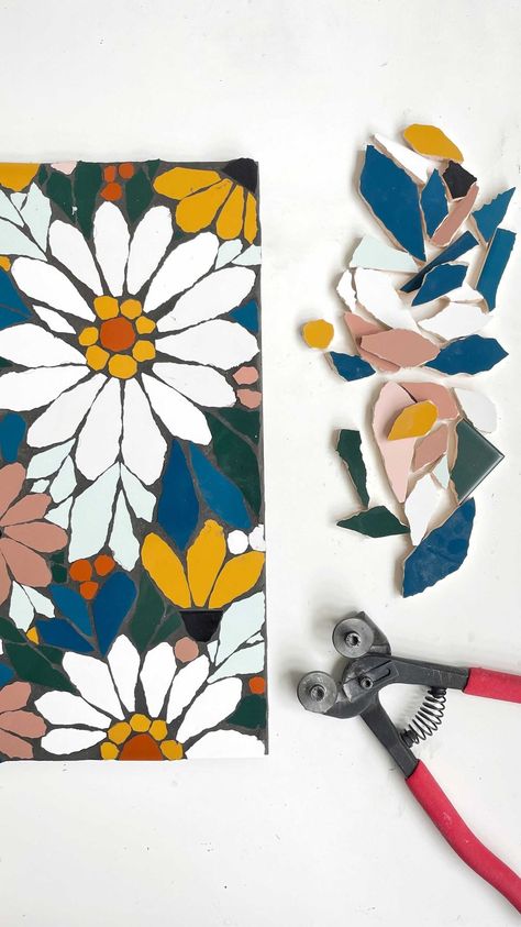 brionymachinceramics on Instagram: 🌻Matrix Mosaics 🌻 Last week @toppstiles invited me into their showroom and challenged me to make a mosaic some of their products. After a… Mosaic Inspiration, Mosaic Flowers, Home Entrance Decor, Entrance Decor, House Entrance, Mosaic Art, Sea Glass, Matrix, Showroom