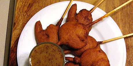 Corn Dog Batter, Corn Dog Recipe, Healthy Corn, Shrimp Corn, Corndog Recipe, Honey Mustard Dipping Sauce, How To Make Corn, Corn Dog, Mediterranean Dishes