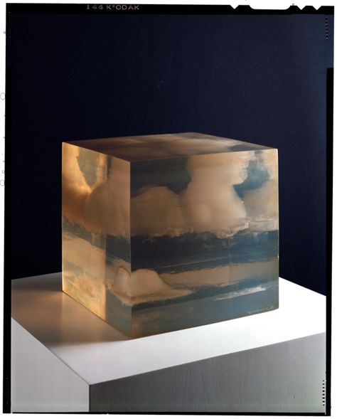 Peter Alexander. 'Cloud Box (Large)' 1966 Peter Alexander, Resin Sculpture, Light And Space, Sculpture Installation, Land Art, Op Art, Art Plastique, Art Sculpture, Art Moderne